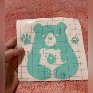 Mama Bear Vinyl Decal 🐻